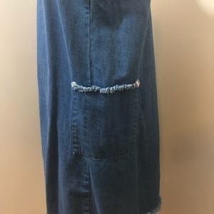 Old Navy Dresses - Jean Dress with Pockets *LAST CHANCE* Old Navy Dresses - Jean Dress with Pockets *LAST CHANCE*